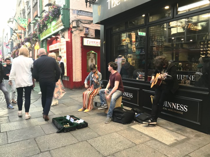 AB006FD5-C9F5-4D64-9192-764F1855C149