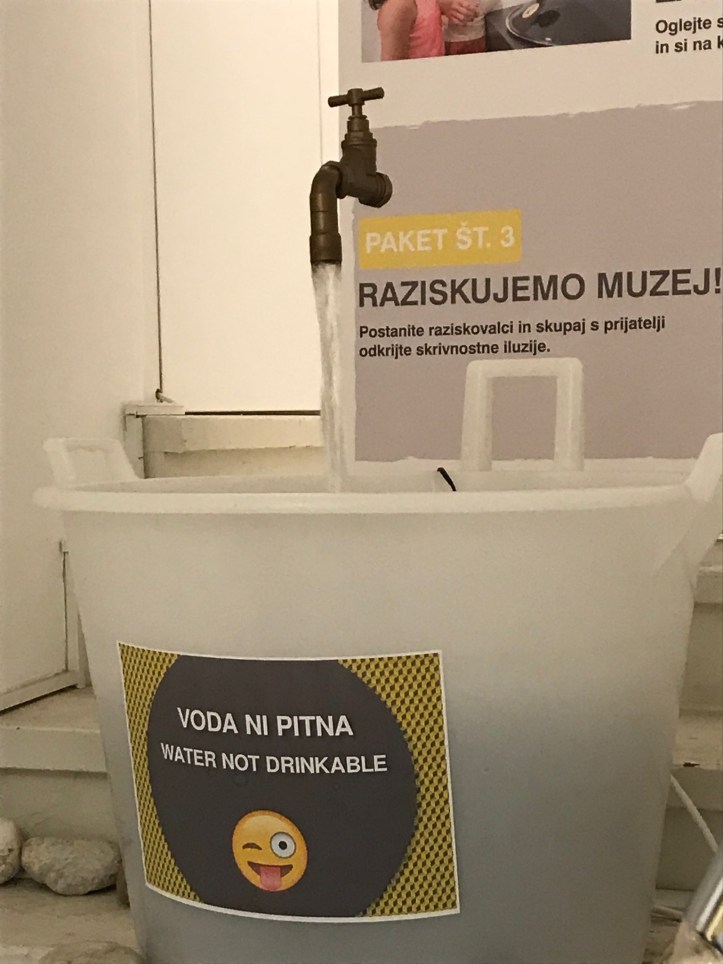 9368CDD6-4635-42AD-B290-1C209CA80382