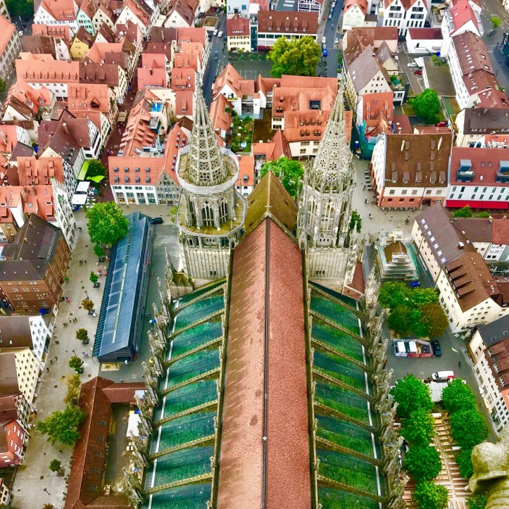Vista della cattedrale di Ulm dall’alto.